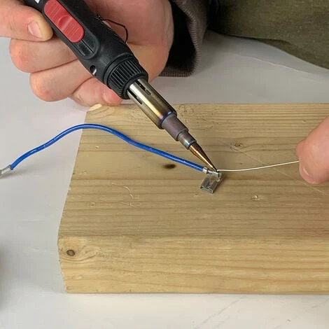 Wolf Cordless 6 In 1 Butane Gas Soldering Iron & Torch Kit 3 Wolf Cordless 6 In 1 Butane Gas Soldering Iron & Torch Kit - Image 3